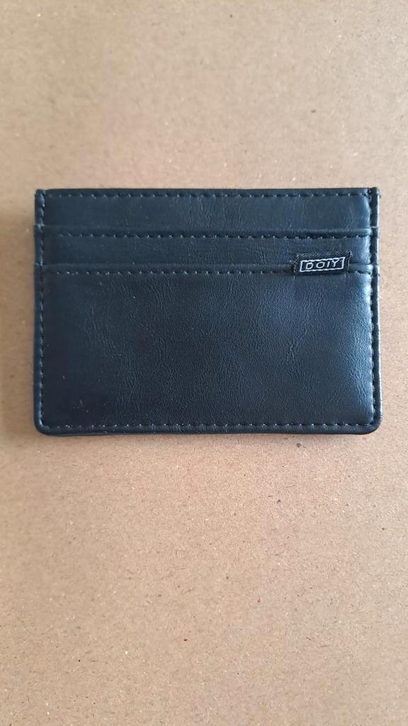 Honom card wallet, Handtassen en Accessoires, Portemonnees, Nieuw, Ophalen