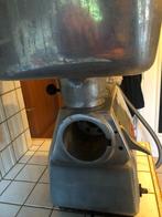 Gehaktmolen slagerij professional vintage, Zakelijke goederen, Horeca | Keukenapparatuur, Gebruikt, Bakkerij en Slagerij, Ophalen