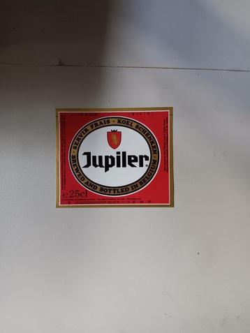 9 verschillende bieretiketten Jupiler beschikbaar voor biedingen