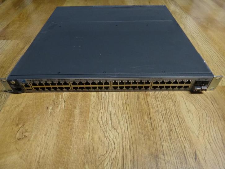 Switch HP E3800 48G-4SFP+, Computers en Software, Netwerk switches, Gebruikt, Ophalen