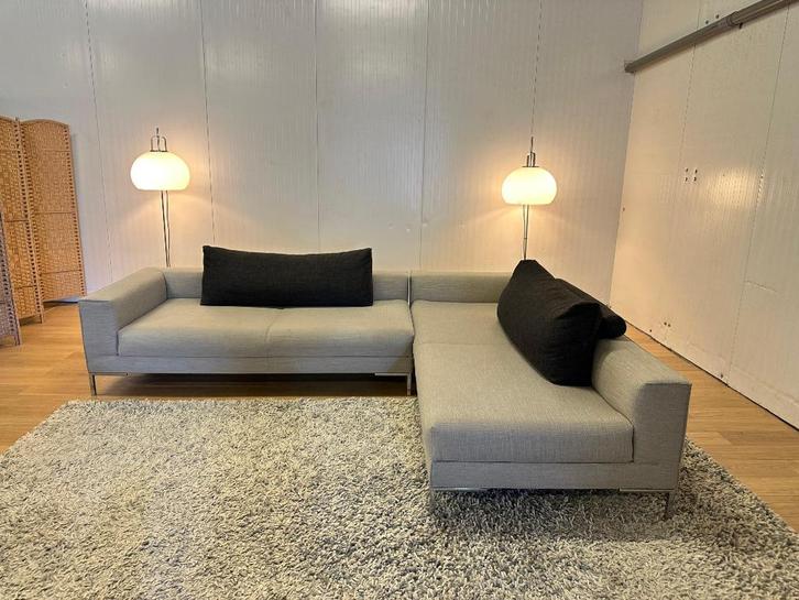 ZGAN Design on Stock Aikon Kussen Milton 115x21x47, Huis en Inrichting, Woonaccessoires | Kussens, Zo goed als nieuw, Grijs, Rechthoekig