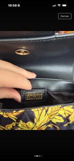 Sac Versace’s, Bijoux, Sacs & Beauté, Sacs | Sacs Femme, Enlèvement ou Envoi, Utilisé, Blanc, Sac à bandoulière