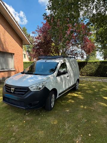 Dacia Dokker VU 1.6i Benzine | 22.490 km | Lichte vracht, Dacia, 75 kW, Achat, 2 places
