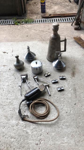 British Made Accesoires de coiffeur 1920-1940 beschikbaar voor biedingen