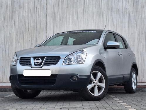 Nissan Qashqai 1.5Dci 2WD/PANOTO/CARNET, Auto's, Nissan, Bedrijf, Qashqai, Isofix, Panoramadak, Radio, Diesel, 5 deurs, Handgeschakeld