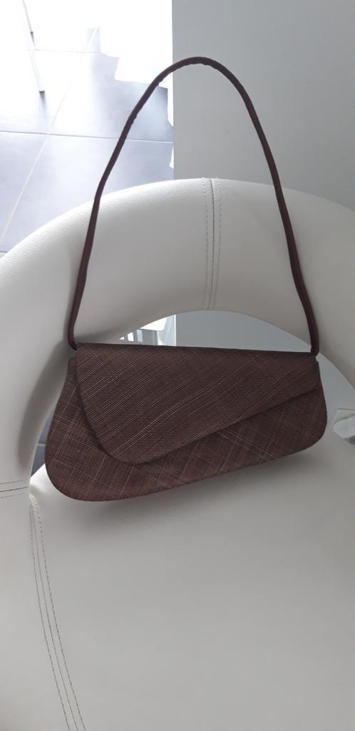 SAC POCHETTE FEMME, Bijoux, Sacs & Beauté, Sacs | Sacs Femme, Comme neuf, Brun, Enlèvement