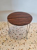 Vintage bijzettafeltje, Huis en Inrichting, Ophalen