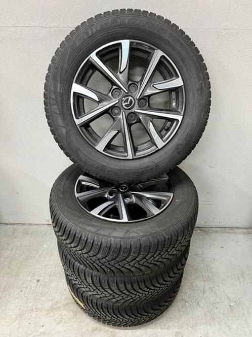 Winterset Mazda CX-3 Falken EuroWinter HS01 215/60 R16, Auto-onderdelen, Banden en Velgen, Banden en Velgen, Winterbanden, 16 inch