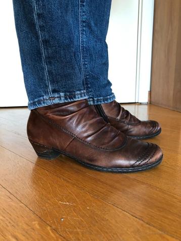 Bottines brunes en cuir 38 beschikbaar voor biedingen