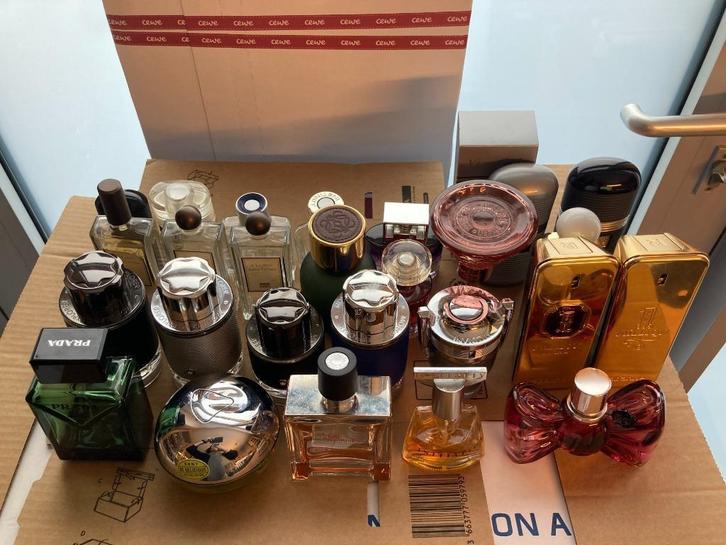 lot lege parfumflessen rabanne prada hermes van gils, Verzamelen, Parfumverzamelingen, Zo goed als nieuw, Parfumfles, Ophalen of Verzenden