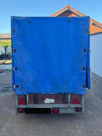 Bakaanhangwagen met zeil + reservewiel beschikbaar voor biedingen