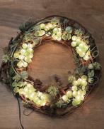 Sfeervolle krans met lichtjes, Huis en Inrichting, Woonaccessoires | Kransen, Ophalen of Verzenden, Nieuw