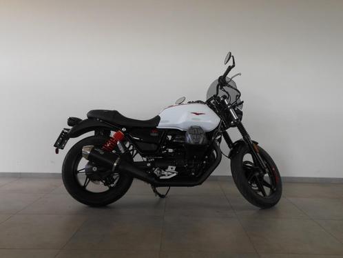 Moto Guzzi V7 Stone, Motos, Motos | Moto Guzzi, Entreprise, Naked bike, plus de 35 kW, 2 cylindres, Enlèvement ou Envoi