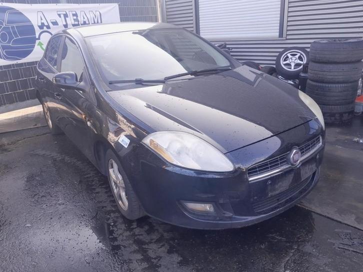 FUSEE RECHTS VOOR Fiat Bravo (198A) (01-2006/12-2014), Auto-onderdelen, Ophanging en Onderstel, Fiat, Gebruikt