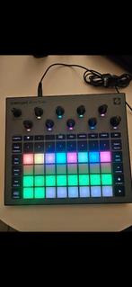 Novation circuit rhythm - état neuf, Musique & Instruments, Enlèvement ou Envoi, Comme neuf, Novation