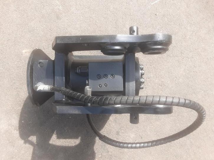 Attache rapide inclinable Lehnhoff MS01, Articles professionnels, Machines & Construction | Grues & Excavatrices, Excavatrice