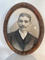 Gesigneerd oud fotolijstje, Antiek en Kunst