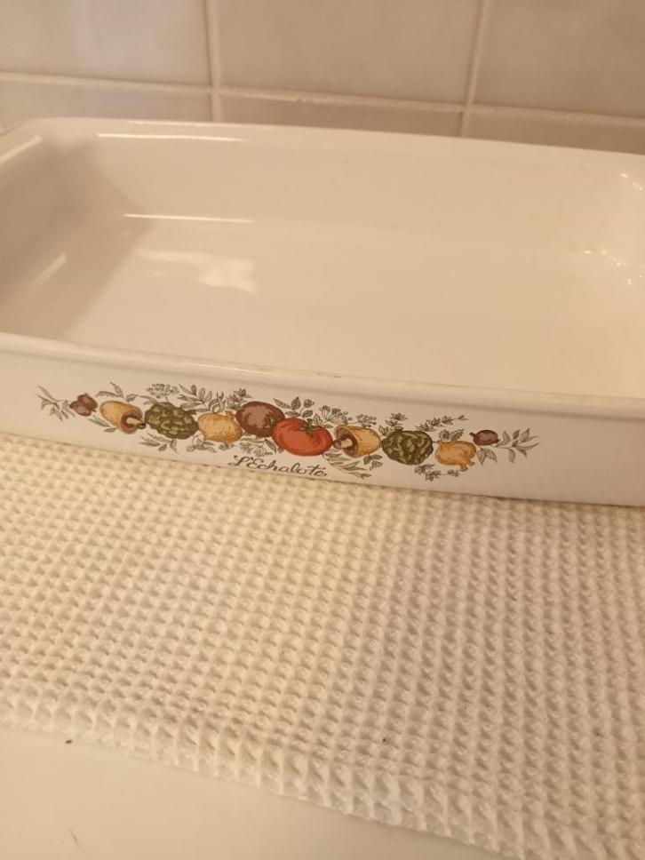 Pyroflam rechthoekige schaal "L'échalote” 21x34cm - vintage, Antiek en Kunst, Antiek | Keramiek en Aardewerk, Ophalen of Verzenden