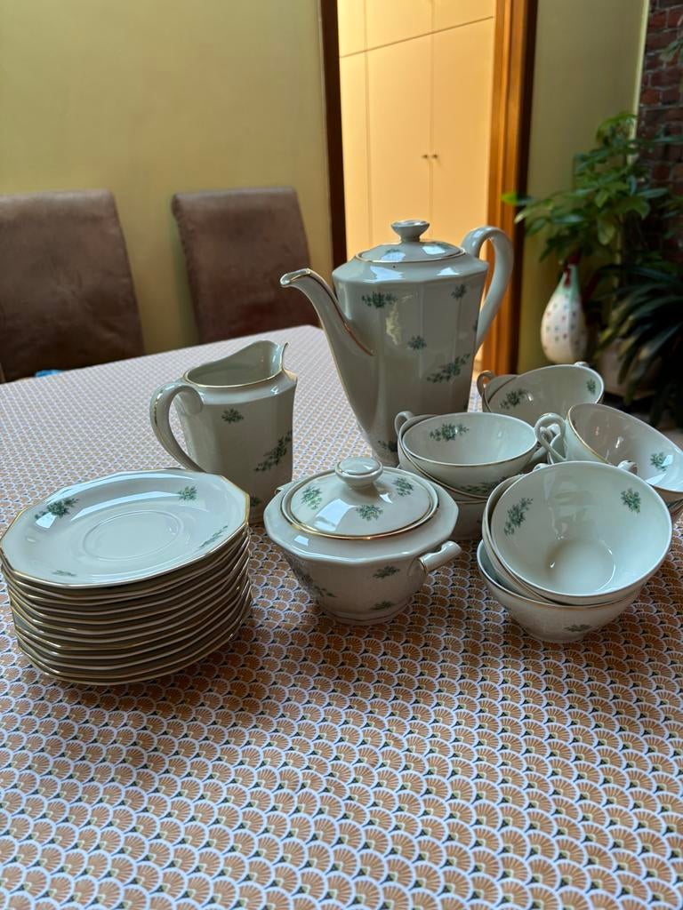 Service à café 12 personnes, Enlèvement