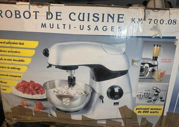 NIEUW IN DOOS NOOIT EERDER GEBRUIKT KEUKENROBOT 800 WATT ! beschikbaar voor biedingen