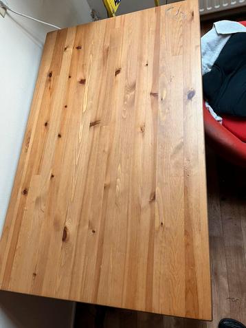 Table en bois 75x120 beschikbaar voor biedingen