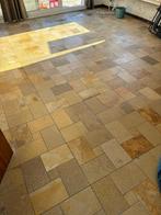 Jura steen (+/- 32m2- gratis maar zelf uit te breken, Tuin en Terras, Tegels en Klinkers, Ophalen, Natuursteen