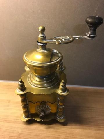 Koffiemolen beschikbaar voor biedingen