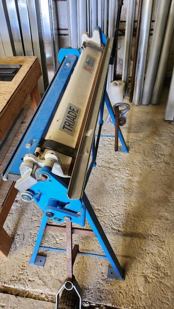 Plieuse à zinc TRIADE 1m DIMOS, Zakelijke goederen, Machines en Bouw | Metaalbewerking, Ophalen