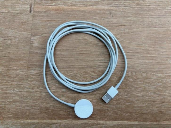 Originele Apple Watch Magnetische oplaadkabel, USB-A, Handtassen en Accessoires, Smartwatches, Gebruikt, iOS, Wit, Ophalen of Verzenden