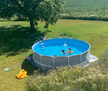 Intex zwembad 457x107 Deluxe met pomp en zoutwatersysteem, Ophalen, Zo goed als nieuw