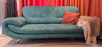 Turquoise zetel beschikbaar voor biedingen