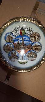 Assiette murale de la ville de bruxelles, Enlèvement