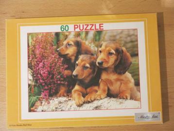 Een puzzel met hondjes, 60st disponible aux enchères