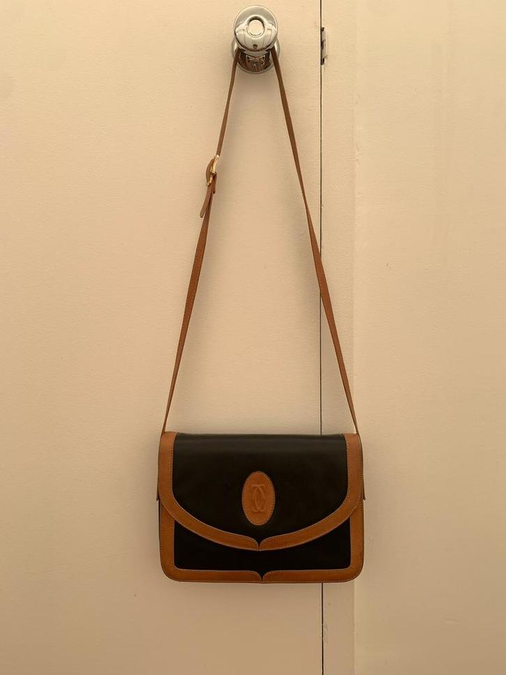 CARTIER Vintage schoudertas (leer), Handtassen en Accessoires, Tassen | Damestassen, Zo goed als nieuw, Schoudertasje, Ophalen of Verzenden