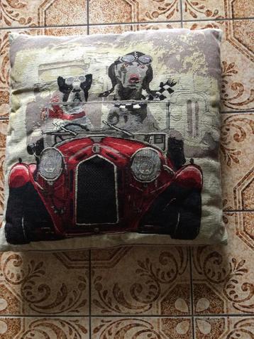 Kussentje beschikbaar voor biedingen