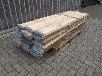 Moestuinbakken (stapelbaar) beschikbaar voor biedingen