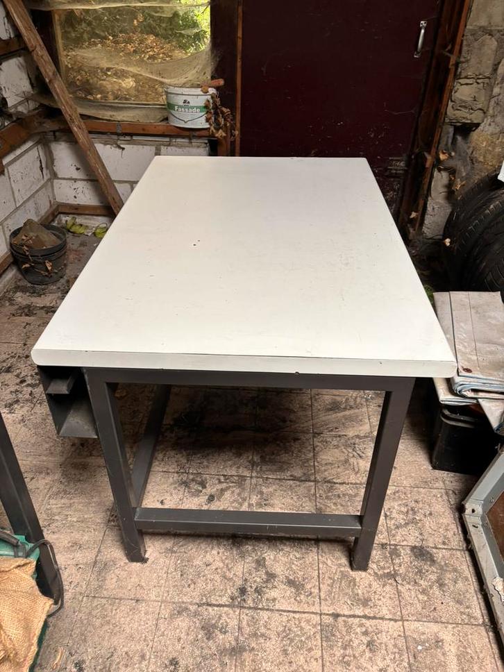Stevige metalen werktafel / atelier- of hobbytafel – 120x80, Huis en Inrichting, Tafels | Sidetables, Gebruikt, 75 cm of meer