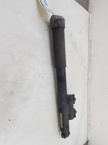 SCHOKBREKER LINKS ACHTER Mercedes-Benz C (W205) beschikbaar voor biedingen