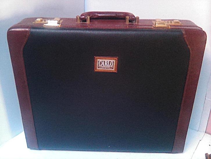 Aktentas CARLO Italiaans leer - NIEUW, Handtassen en Accessoires, Koffers, Nieuw, Leer, Minder dan 50 cm, 35 tot 45 cm, Slot, Ophalen