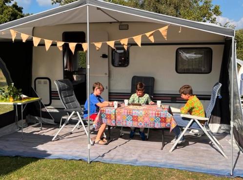 Te huur Burstner Club familie caravan vast bed fietsendrager, Caravans en Kamperen, Caravans, Particulier, tot en met 4, 750 - 1000 kg