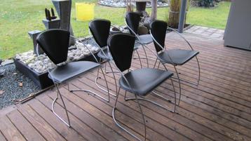 Lederen stoelen "Arrben" model "Linda" Italiaans design.Top
