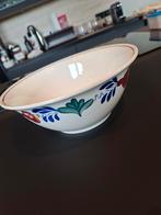 Saladier ou plat ROYAL BOCH modèle Boerenboad., Enlèvement ou Envoi