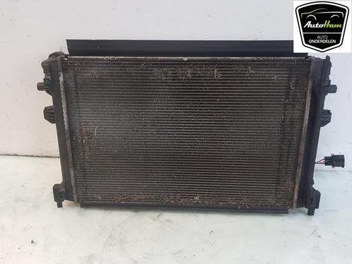 RADIATEUR COMPLEET Audi A3 (8V1 / 8VK) (01-2012/10-2020), Auto-onderdelen, Airco en Verwarming, Audi, Gebruikt