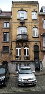Immeuble de rapport et d'habitation à vendre à etterbeek, Tickets & Billets, Chèques Hôtel & Bons pour Hôtel