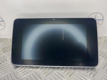 Navigatie Display van een Mercedes C-Klasse beschikbaar voor biedingen