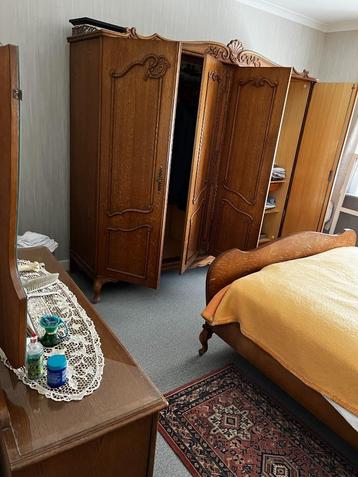 Slaapkamer gratis op te halen beschikbaar voor biedingen