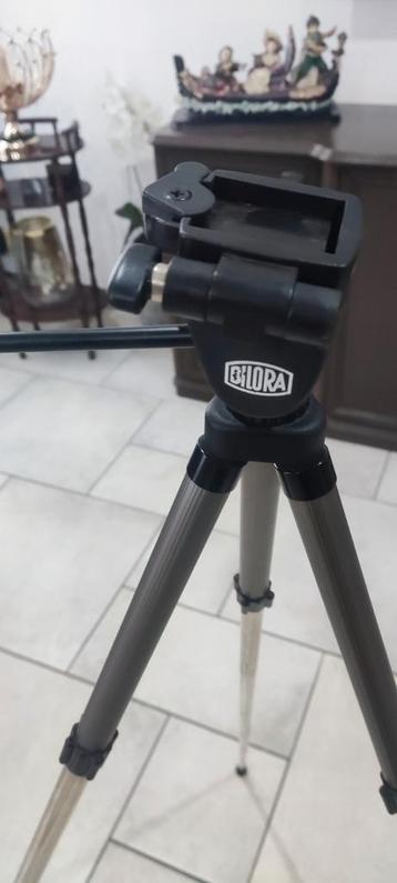 Trépied télescopique pour appareil photo   beschikbaar voor biedingen