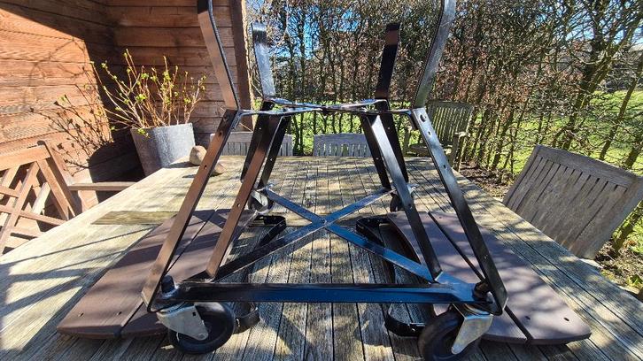 Nest + Egg mates  voor Big Green Egg Large, Jardin & Terrasse, Barbecues au charbon de bois, Utilisé, Enlèvement