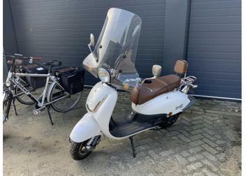 AGM Scooter 25kmh