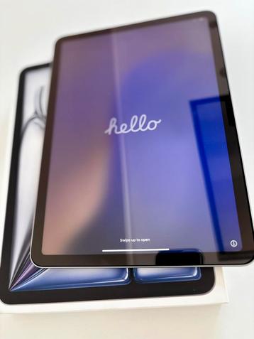 iPad Air 2025 M3 - Zo goed als nieuw - beschikbaar voor biedingen
